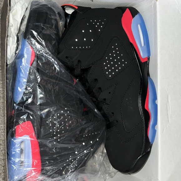 Two pairs of Jordan’s main image 14
